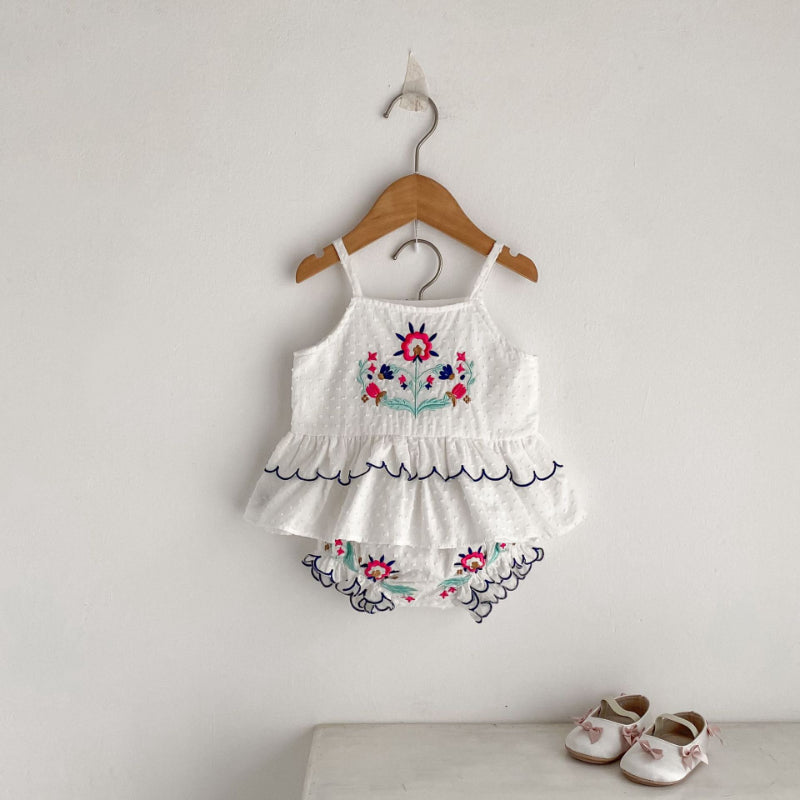 【BABY&KID】夏新作 フラワー刺繍キャミセットアップSK081608