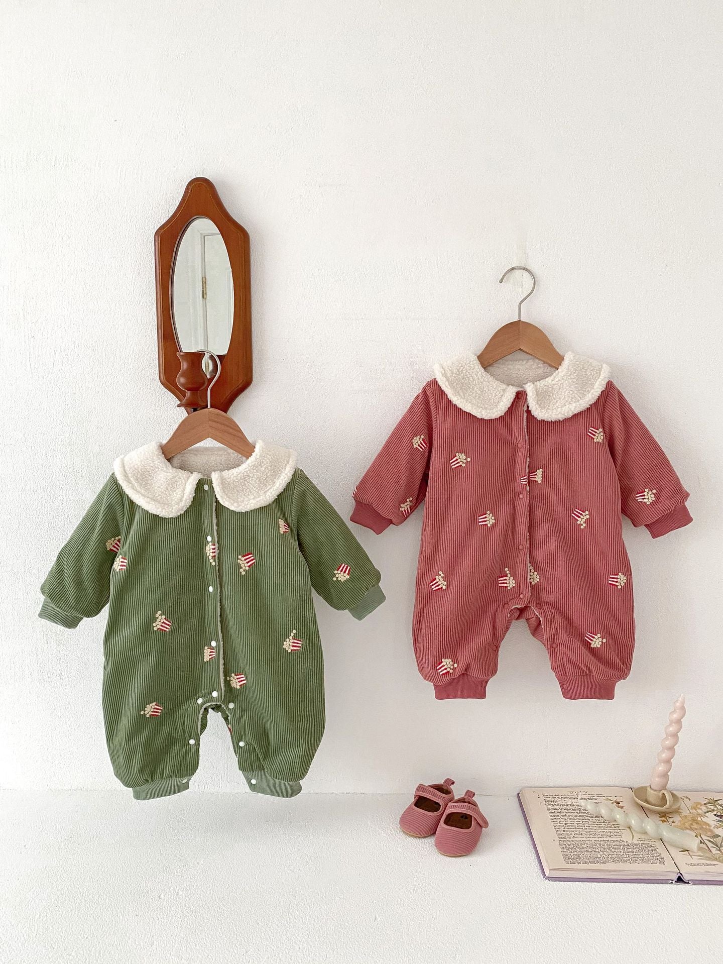【BABY&KID】ナチュラルコーデュロイ暖かいロンパースSK022303