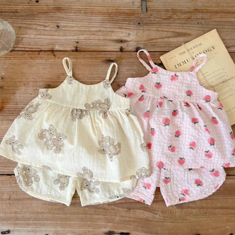 【BABY】夏新作 くま、いちご柄ノースリーブセットアップSK082607
