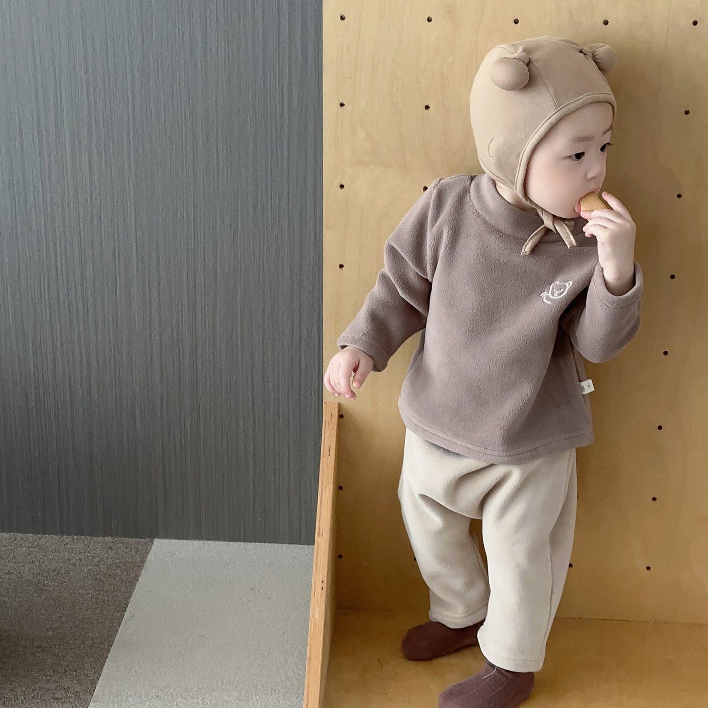 【BABY&KID】カジュアルクマロゴオシャレトレーナーSK11535