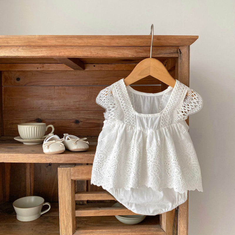 【BABY】夏新作 アイレット刺繍ロンパースSK010222