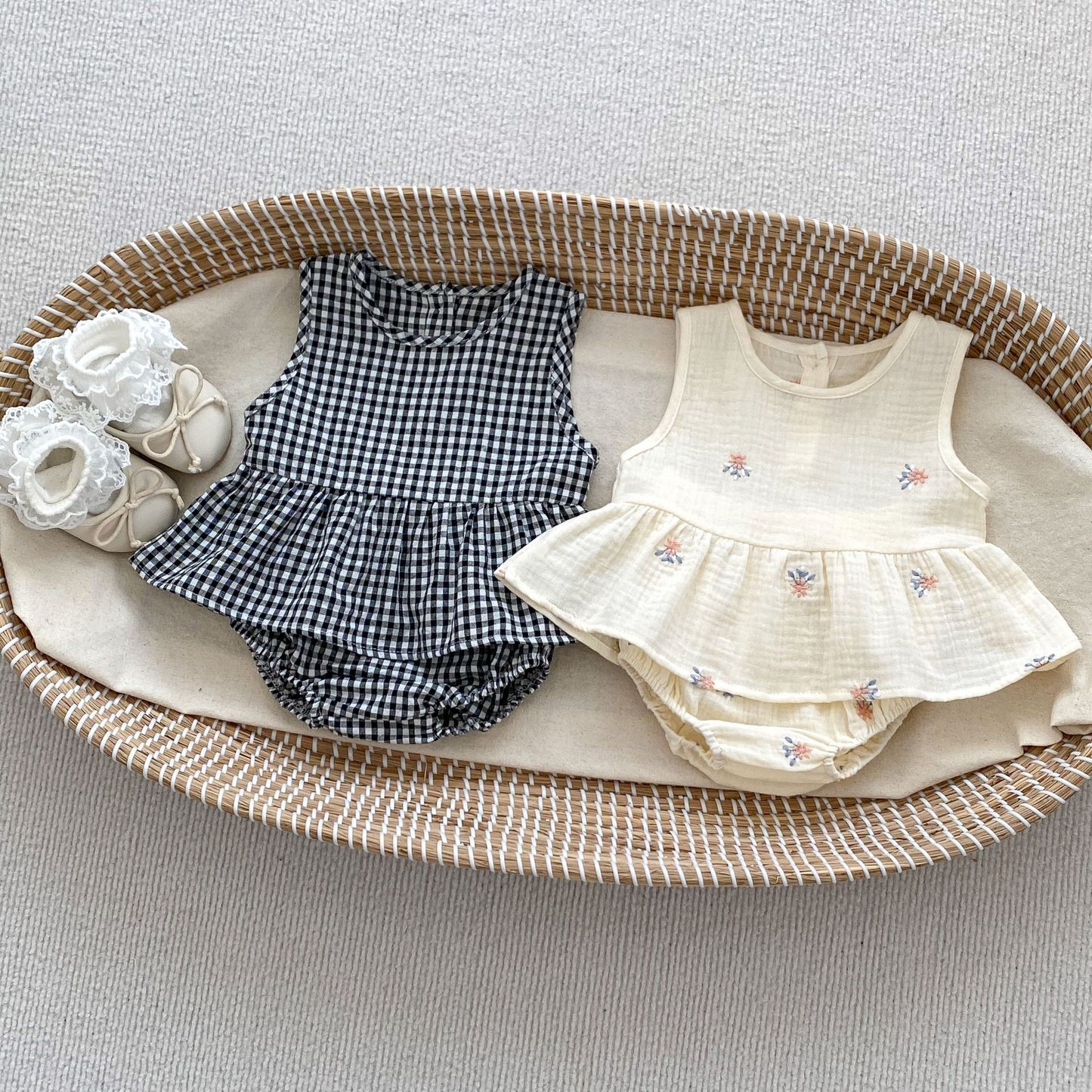 【BABY】夏新作 刺繍チェック無袖トップス&ベビーパンツセットアップSK071605
