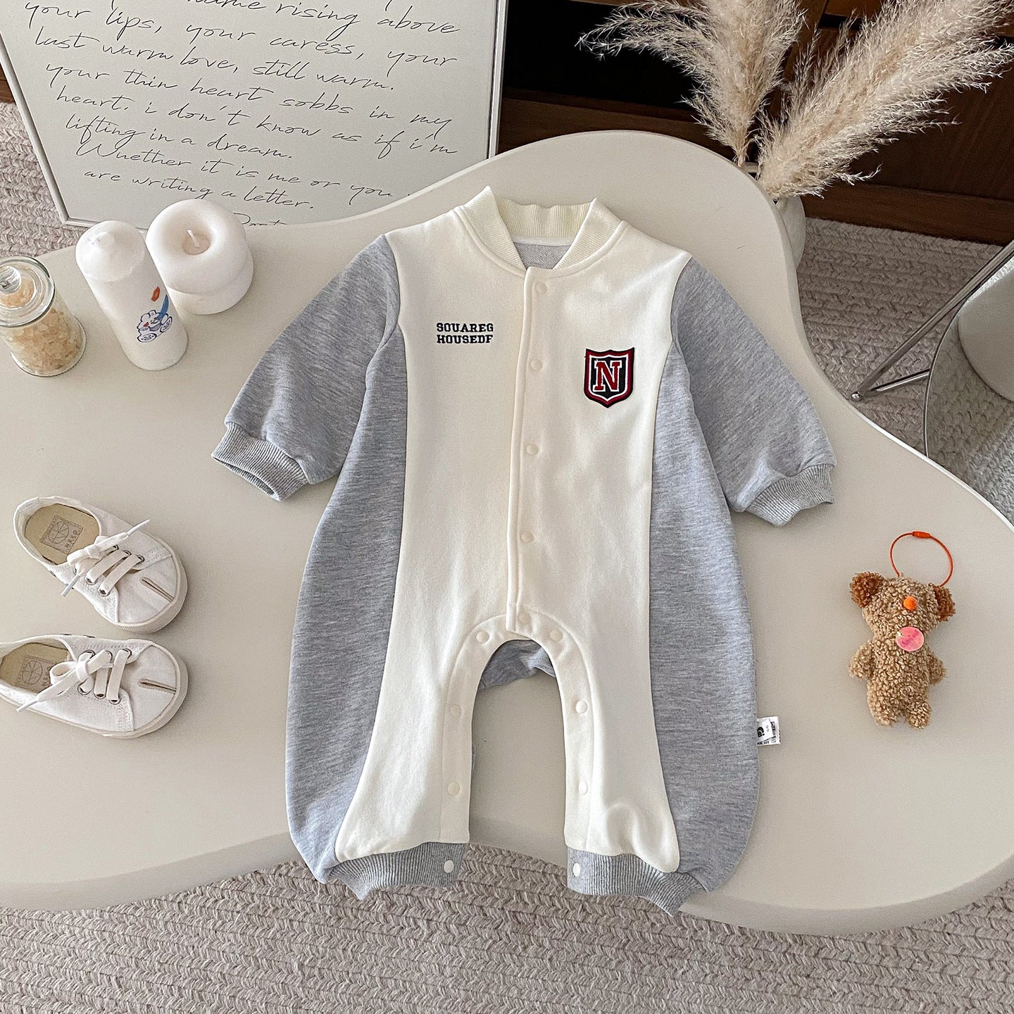 【BABY】韓国風スポーティ刺繍カバーオールSK100403