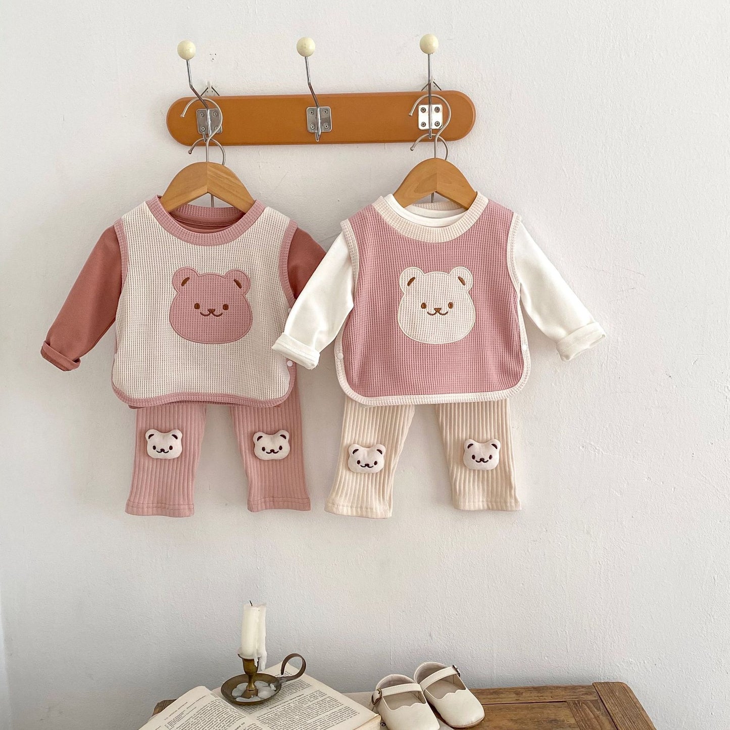 【BABY&KID】クマ柄ベスト、カジュアル無地トップス、クマ柄レギンスSK022218