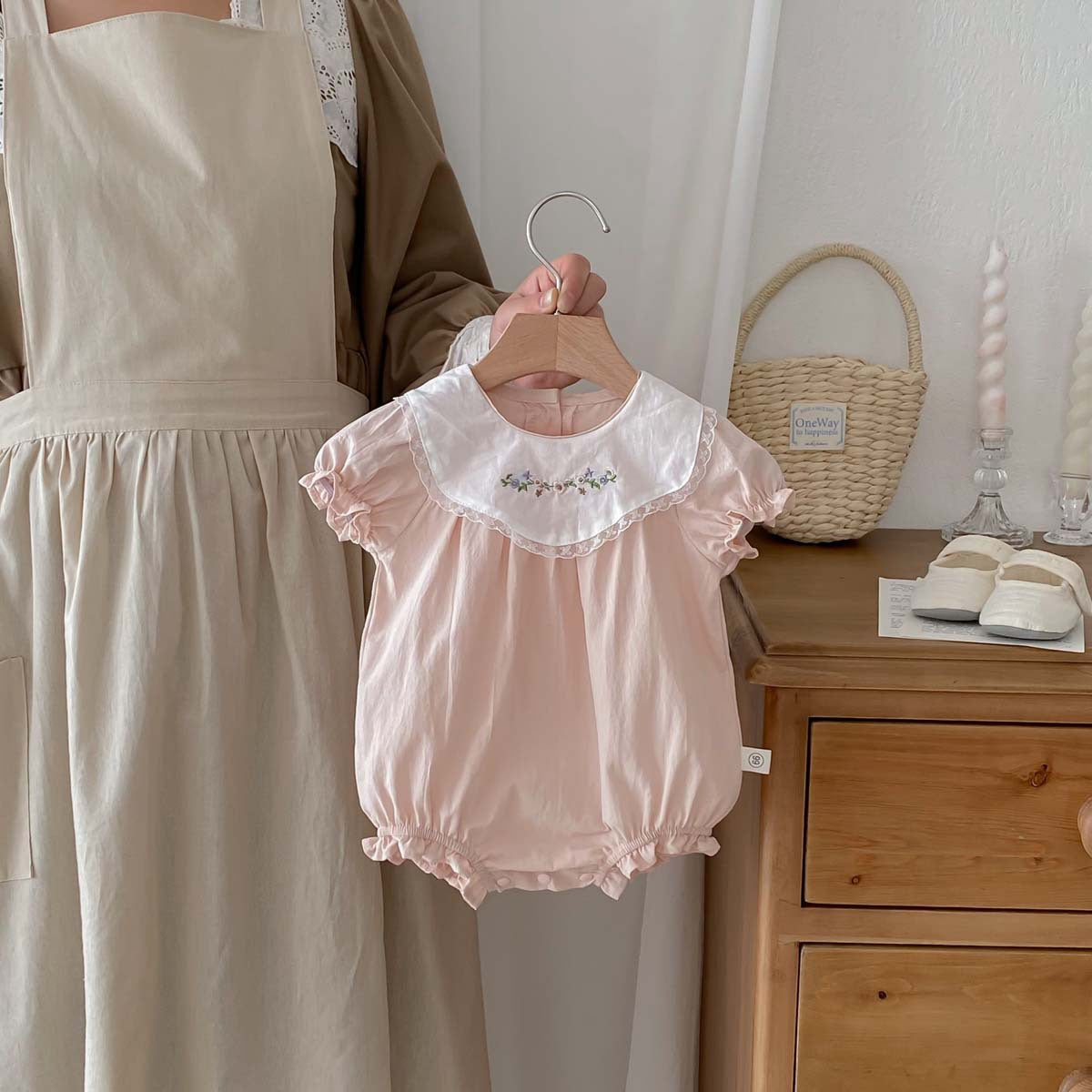【BABY】夏新作 ピンク刺繍プリンセスロンパースSK062307