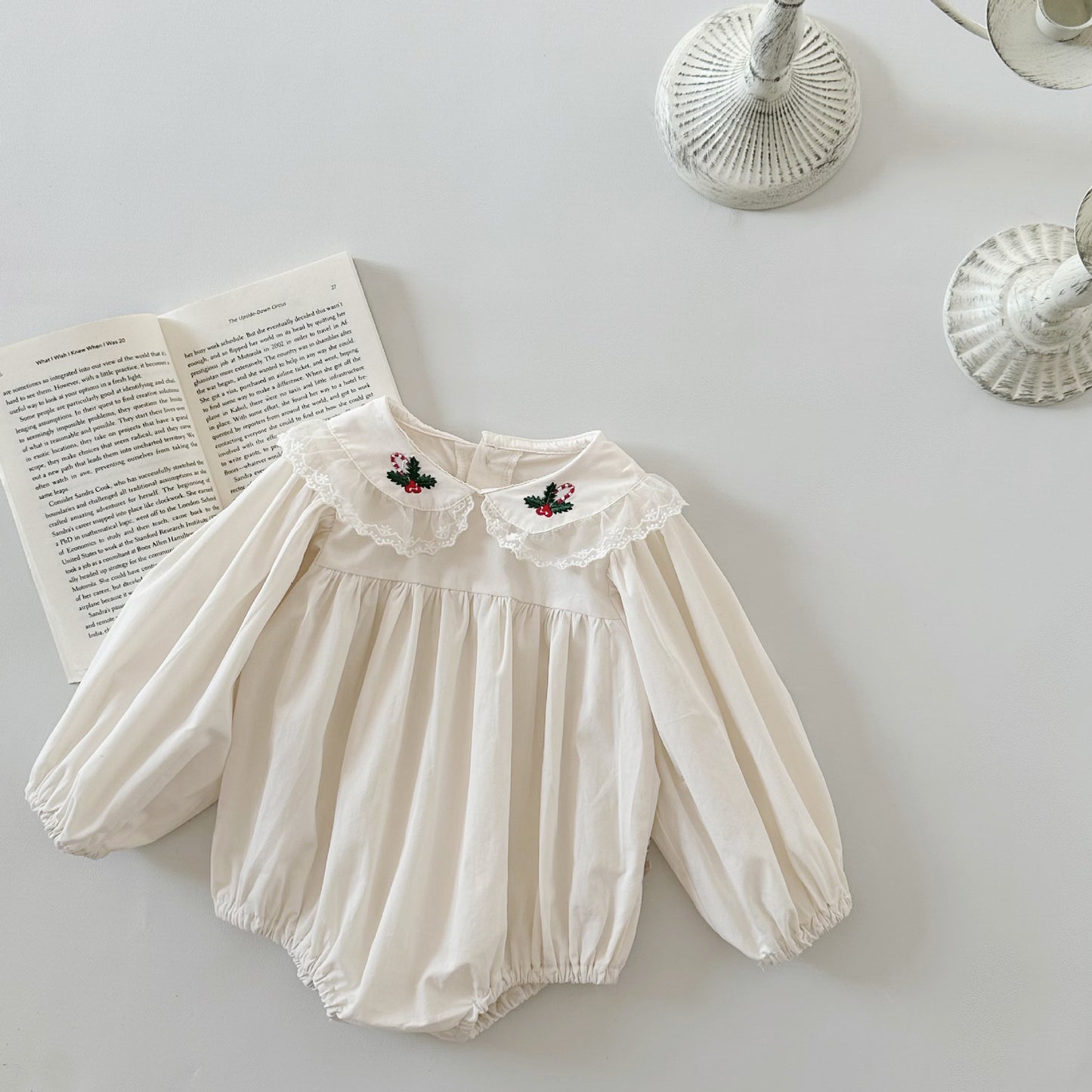 【BABY】韓国風 可愛い刺繡ロンパースSK022507