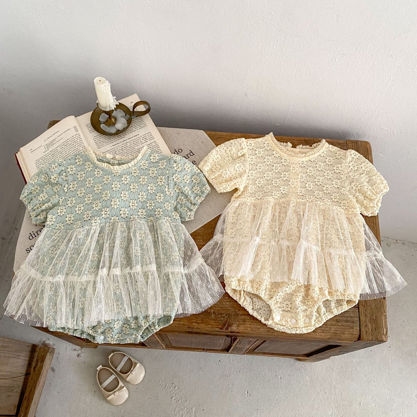 【BABY】夏新作 フラワー刺繡ワンピース風ロンパースSK063104