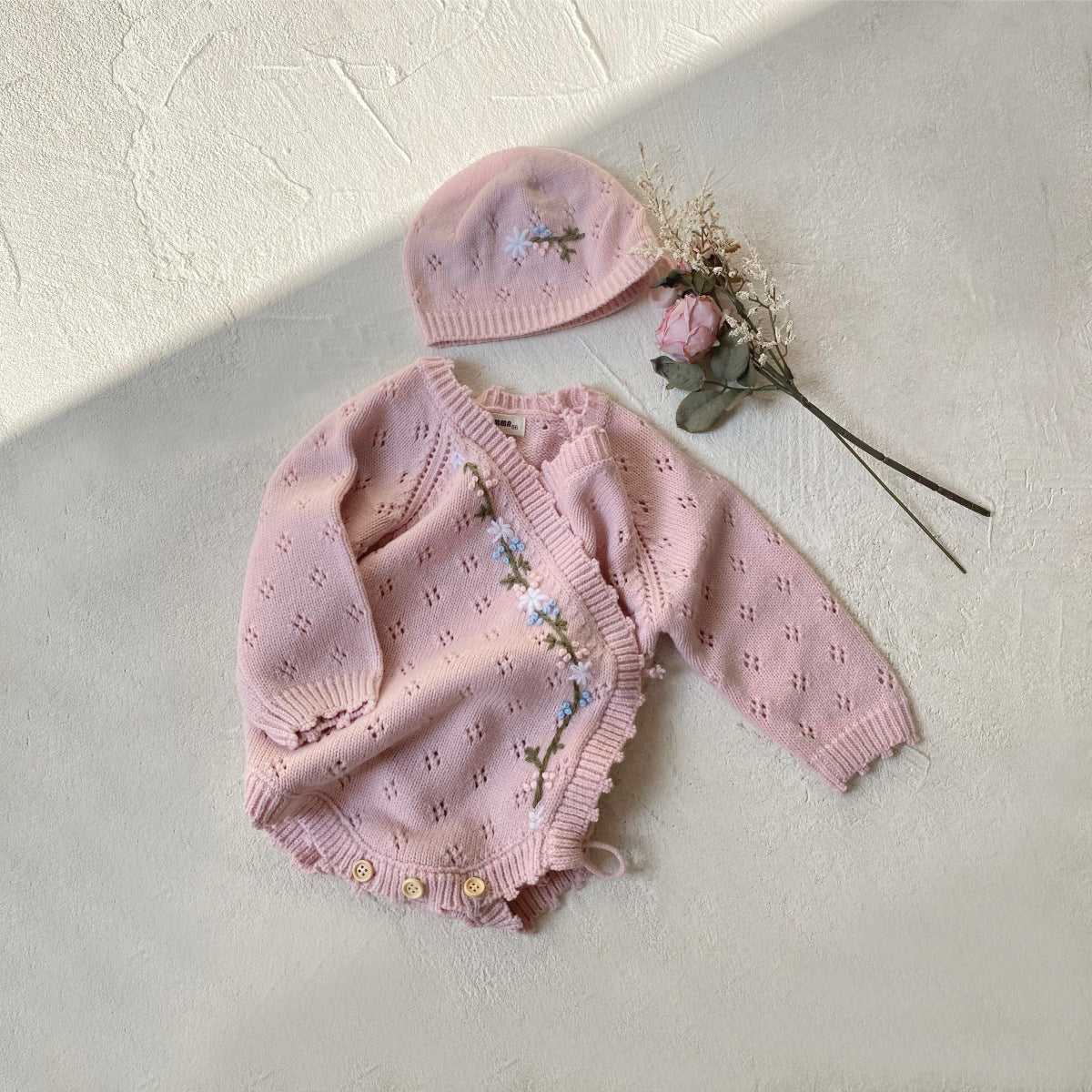 【BABY&KID】フラワー刺繍ニットロンパースSK023021