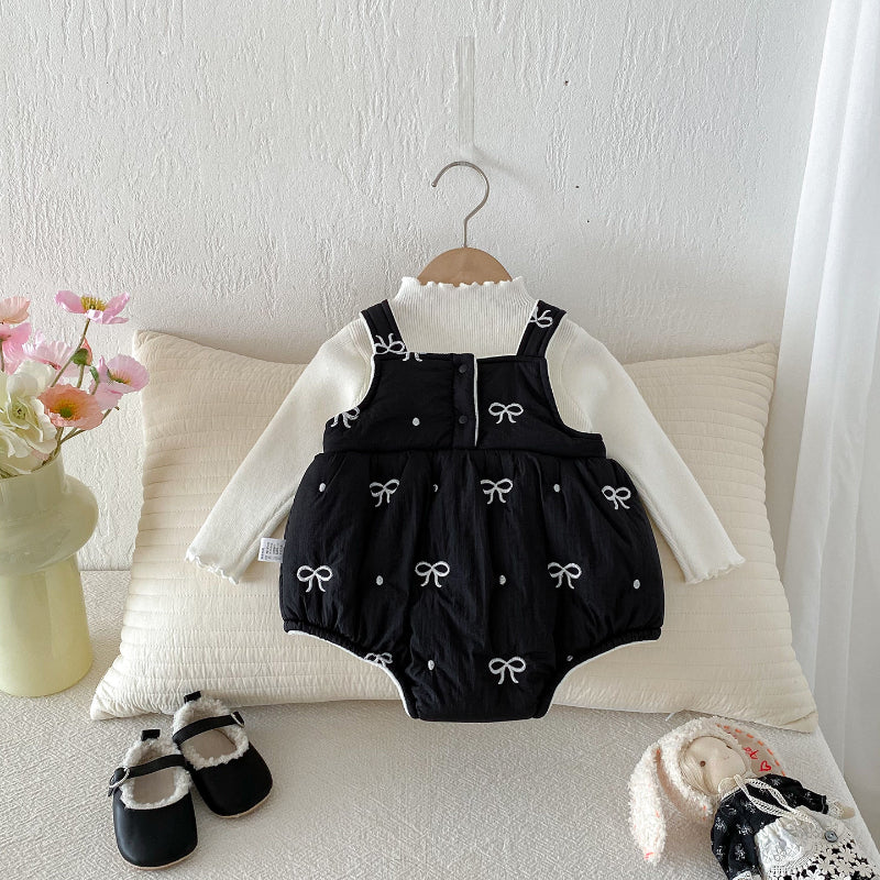【BABY】冬新作 リボン刺繍中綿ロンパースSK102112