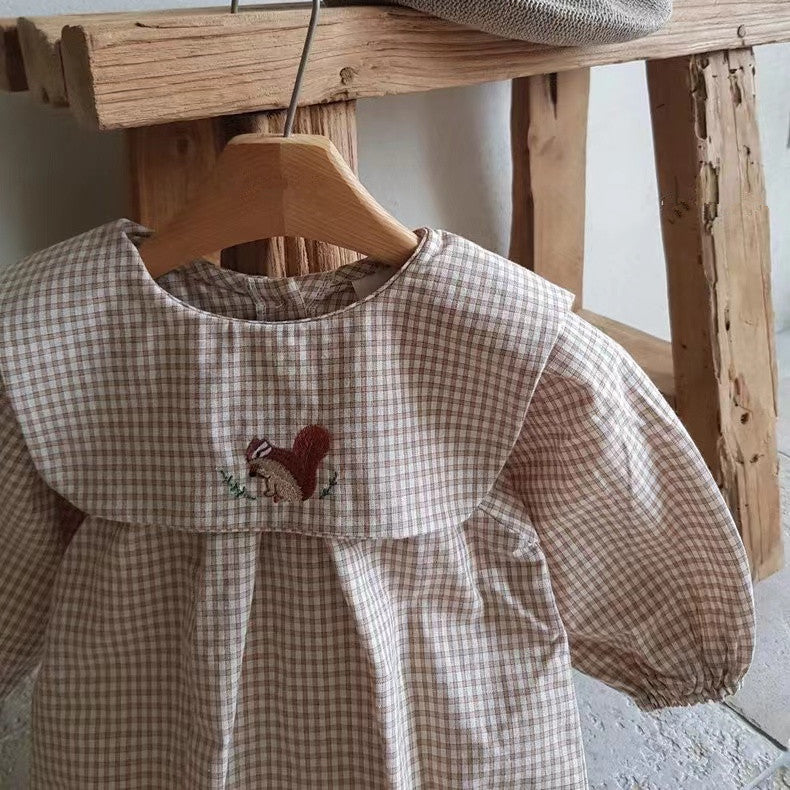 【BABY】リス刺繡可愛いロンパースSK022601