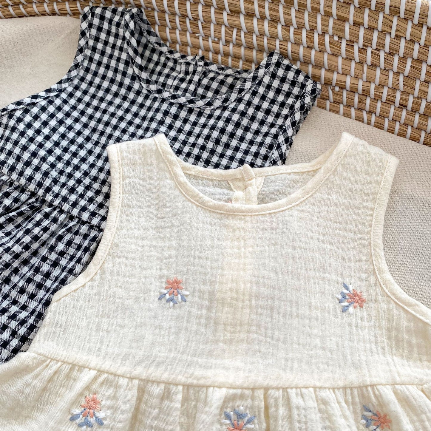【BABY】夏新作 刺繍チェック無袖トップス&ベビーパンツセットアップSK071605