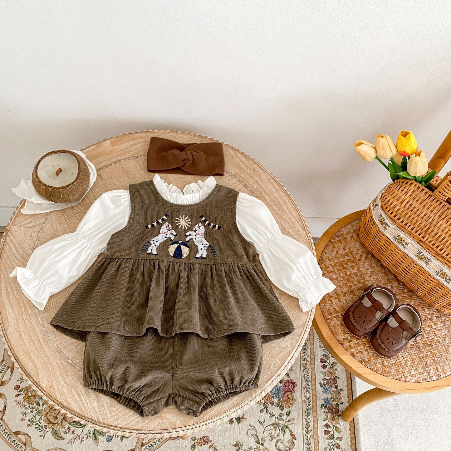 【BABY&KID】コーデュロイアニマル刺繡ベスト&ブルマ、ホワイトトップスSK031301