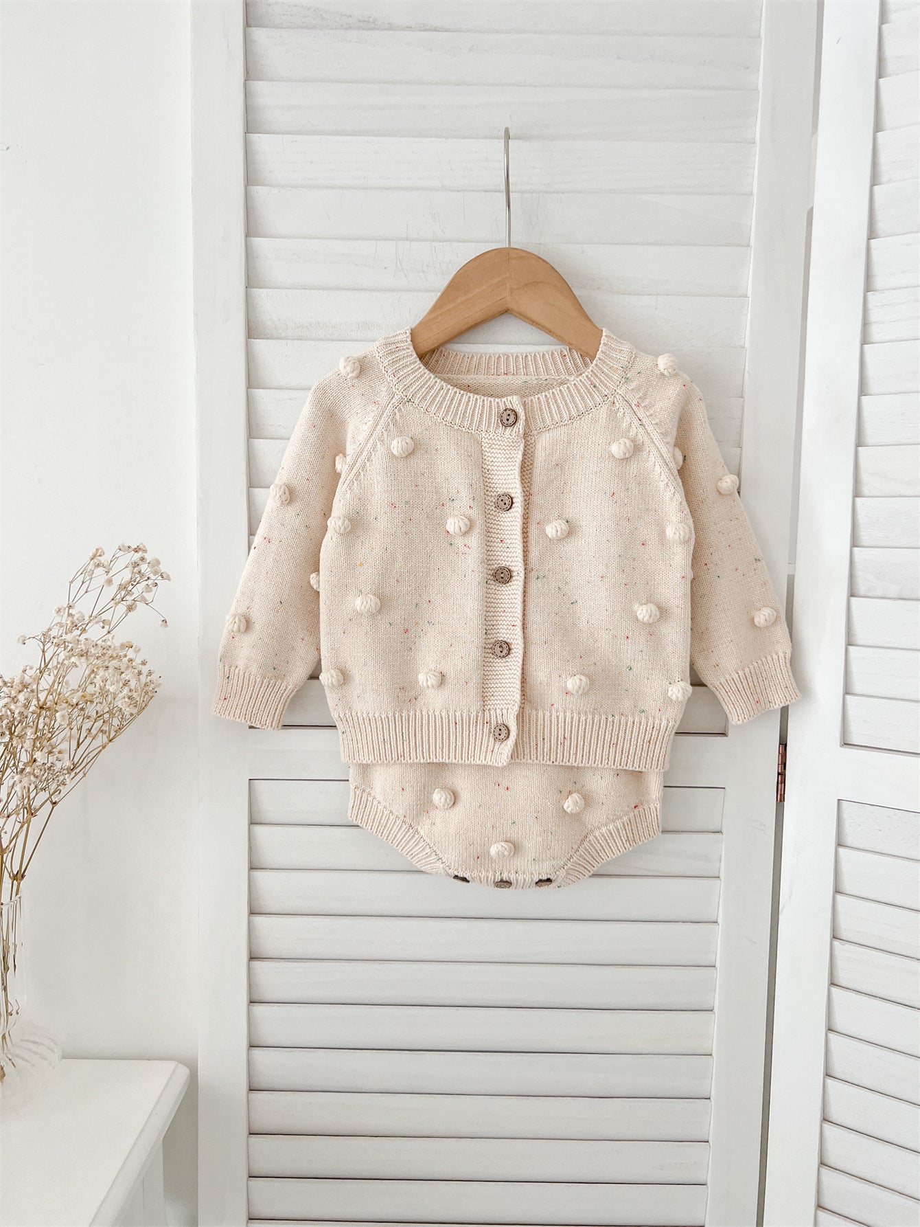 【BABY】レトロポンポン付きカーディガン、サロペットSK022708