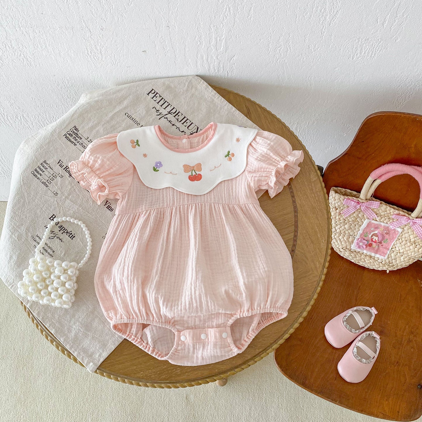 【BABY】夏新作 綿ガーゼ刺繍ロンパースSK090303