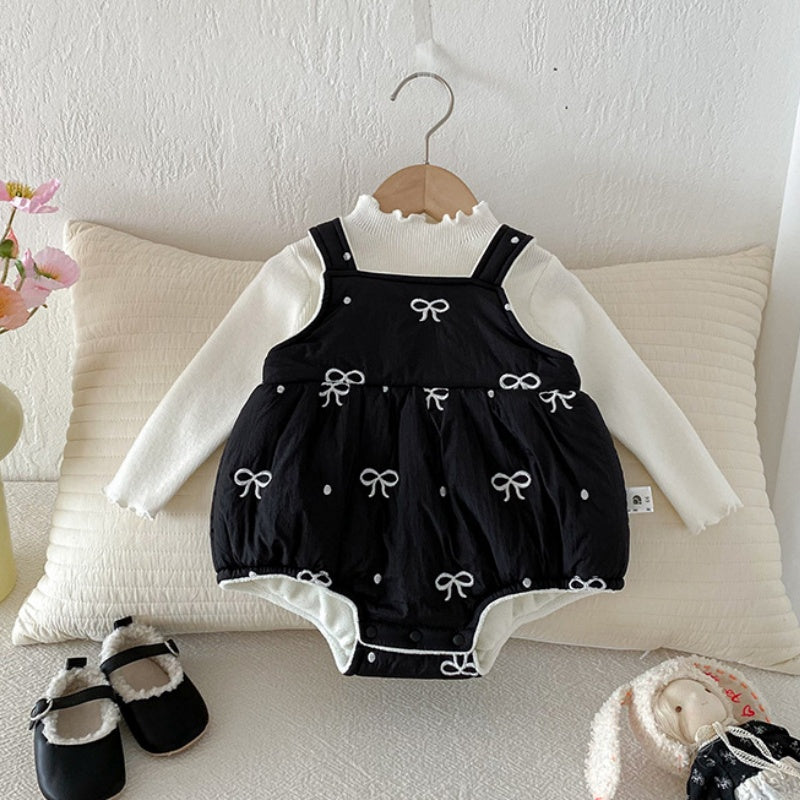 【BABY】冬新作 リボン刺繍中綿ロンパースSK102112