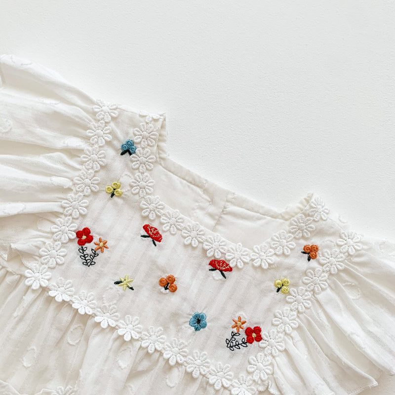 【BABY】夏新作 花刺繍スクエアネックロンパースSK090704