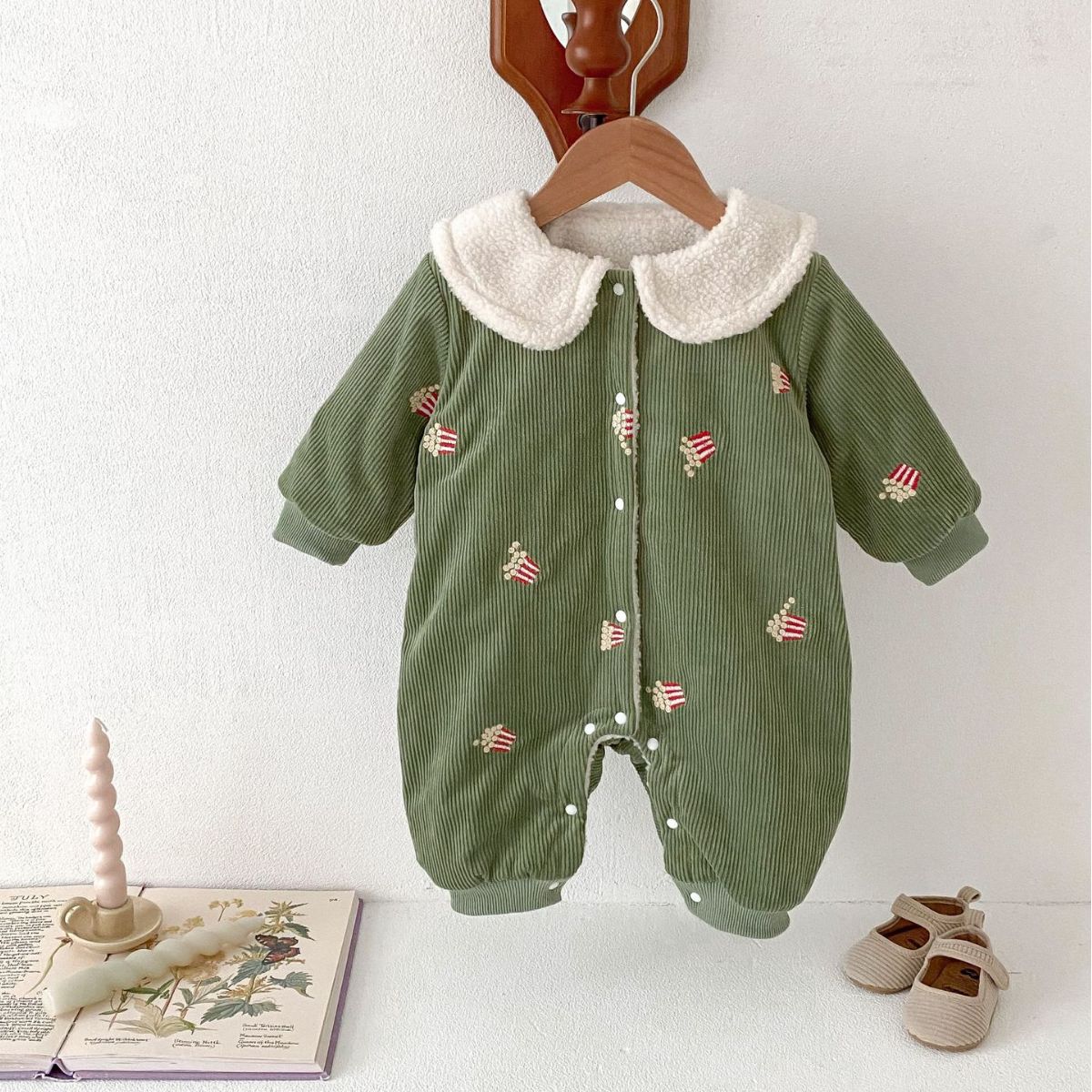 【BABY&KID】ナチュラルコーデュロイ暖かいロンパースSK022303