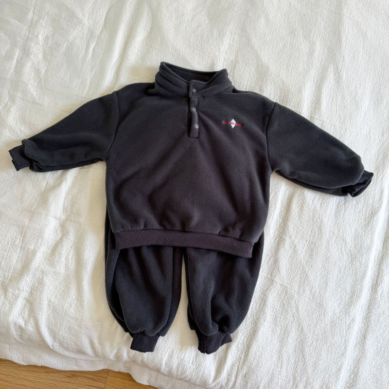 【BABY&KID】冬新作 カジュアル裏起毛セットアップSK102029
