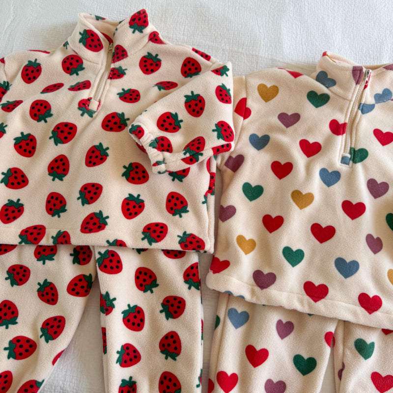 【BABY&KID】冬新作 ハート&いちご柄フリースセットアップSK102032