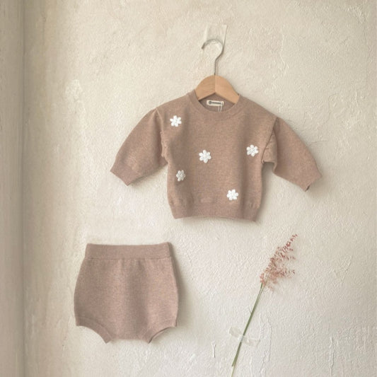 【BABY】韓国風刺繍ニットセットアップSK102203