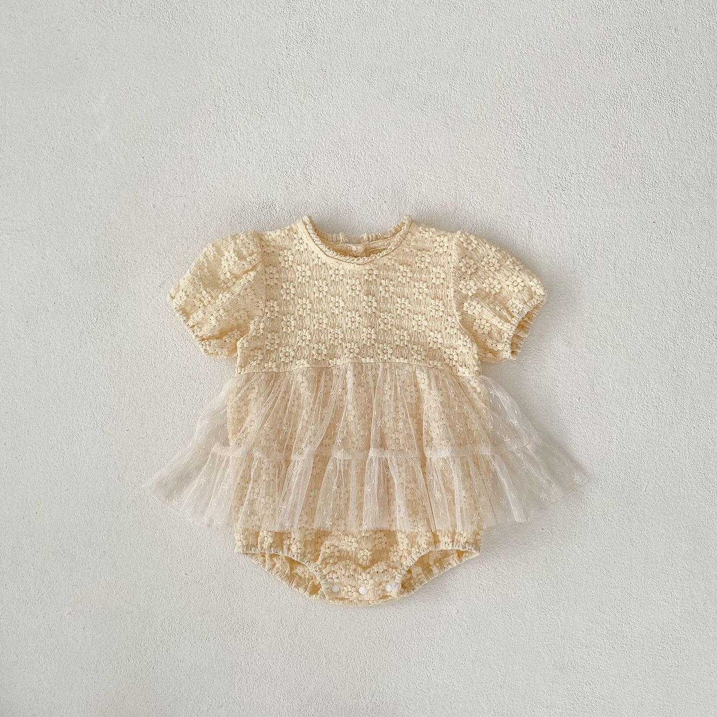 【BABY】夏新作 フラワー刺繡ワンピース風ロンパースSK063104