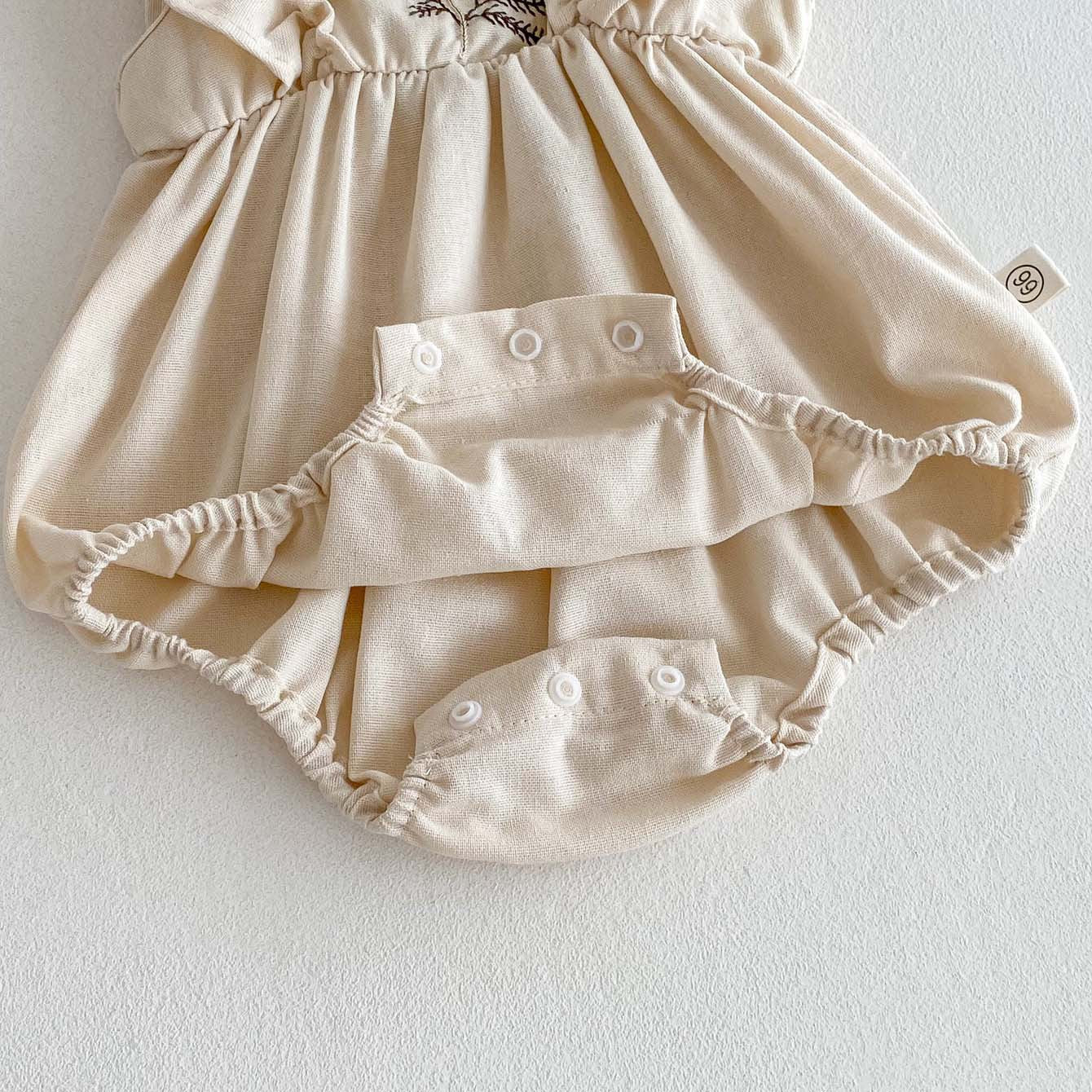 【BABY】夏新作 スウィート刺繍フリルロンパースSK062717