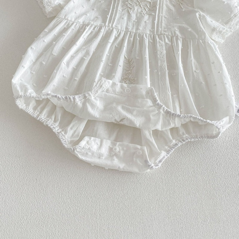 【BABY】夏新作 ラウンドネック刺繍ロンパースSK104909