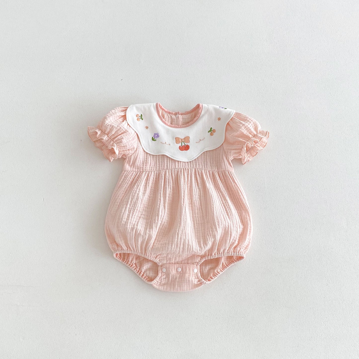【BABY】夏新作 綿ガーゼ刺繍ロンパースSK090303