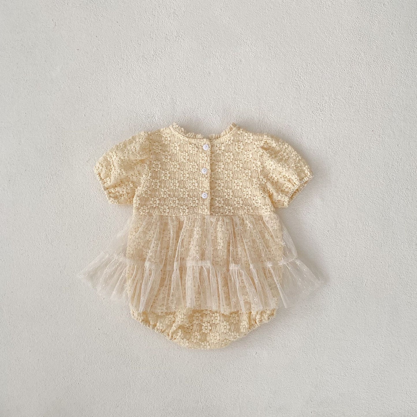 【BABY】夏新作 フラワー刺繡ワンピース風ロンパースSK063104