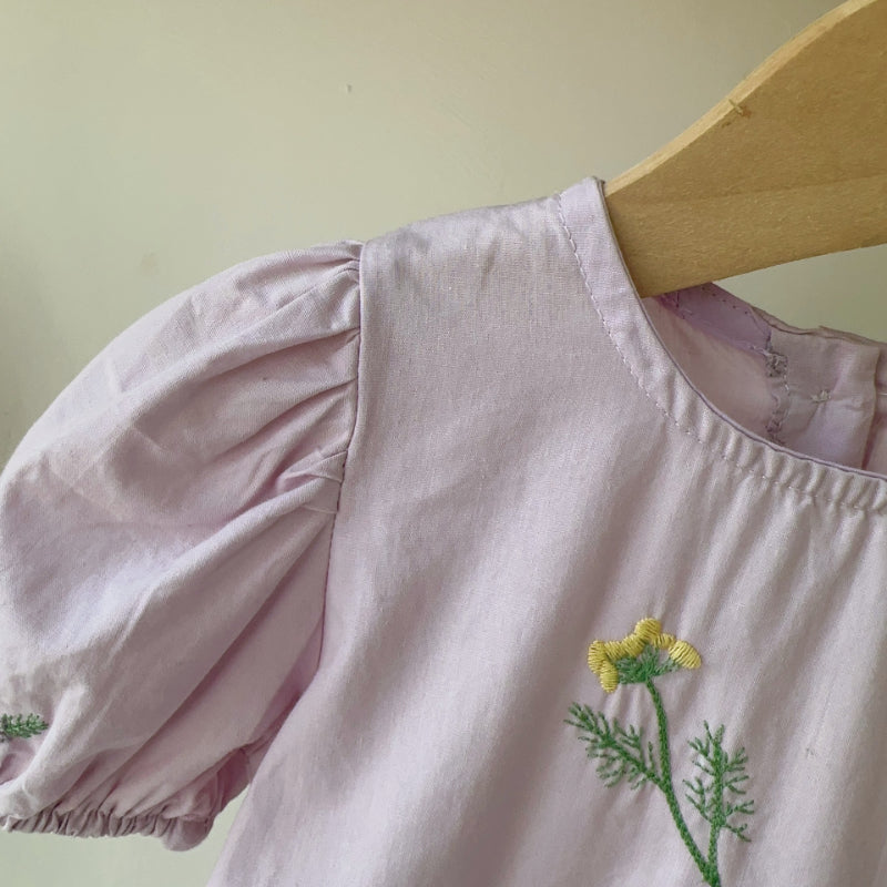 【BABY】夏新作 フラワー刺繍パフスリーブロンパースSK082312