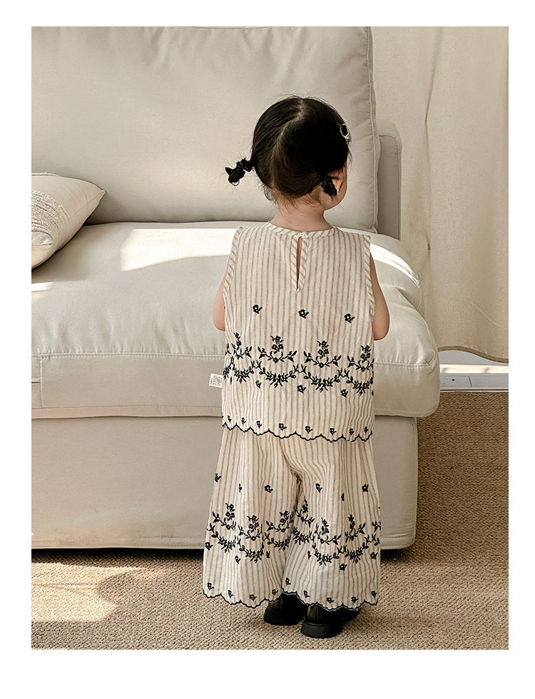 【BABY】夏新作 刺繍ベストセットアップSK081511