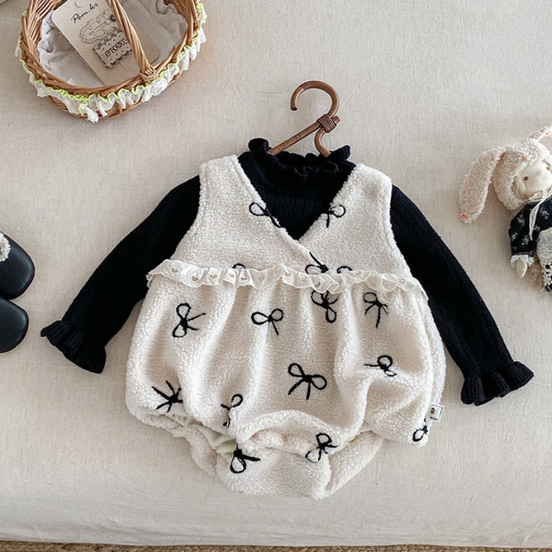 【BABY】冬新作 ボアリボン刺繍ロンパースSK102107