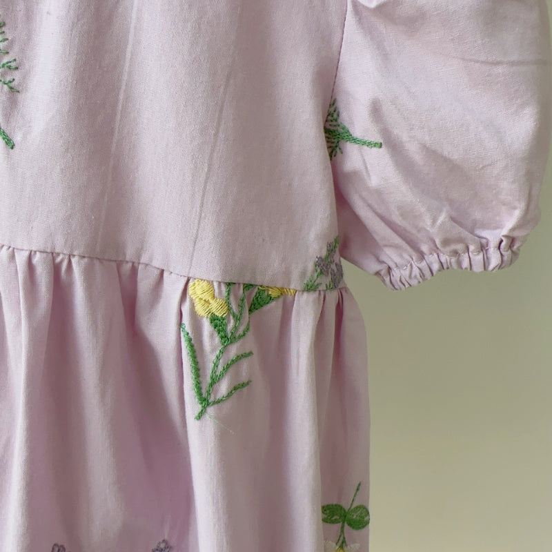 【BABY】夏新作 フラワー刺繍パフスリーブロンパースSK082312