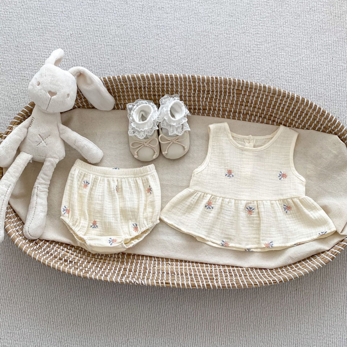 【BABY】夏新作 刺繍チェック無袖トップス&ベビーパンツセットアップSK071605