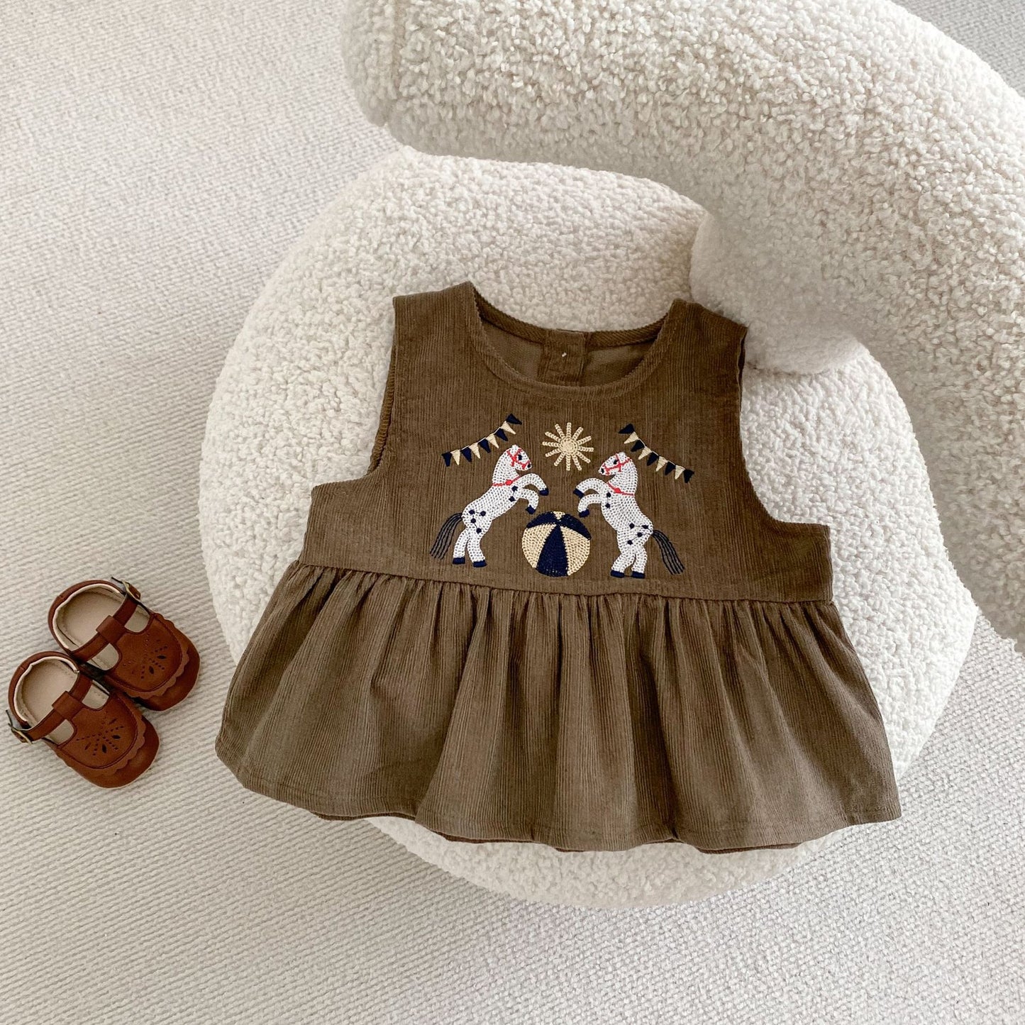 【BABY&KID】コーデュロイアニマル刺繡ベスト&ブルマ、ホワイトトップスSK031301