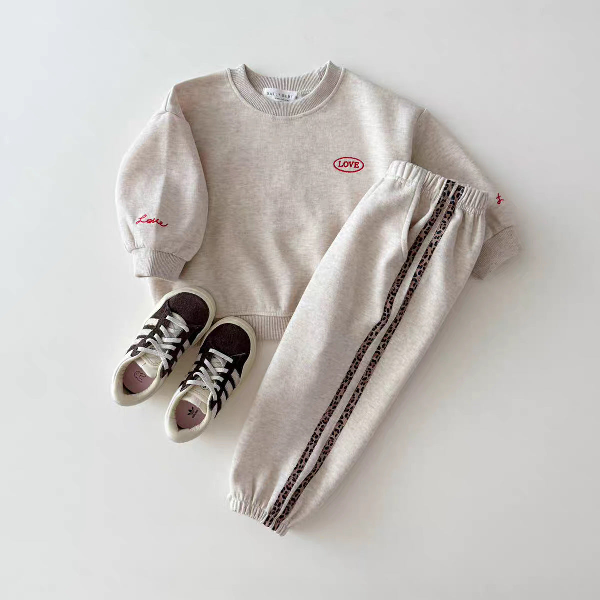 【BABY&KID】LOVEロゴクルーネックスウェットSK102635