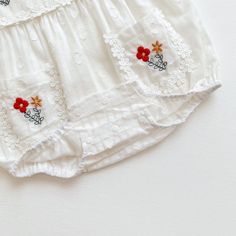 【BABY】夏新作 花刺繍スクエアネックロンパースSK090704