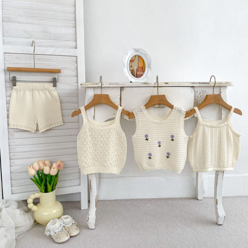【BABY】夏新作 刺繍、無地ニットベスト、スカートSK071922