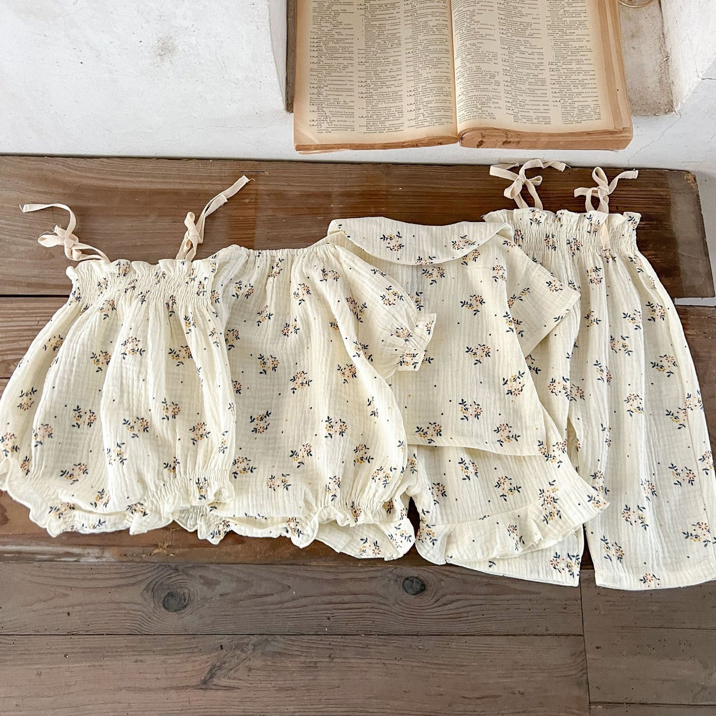 【BABY】コットン花柄半袖ロンパース、キャミロンパース、トップスセット、サロペットSK062112