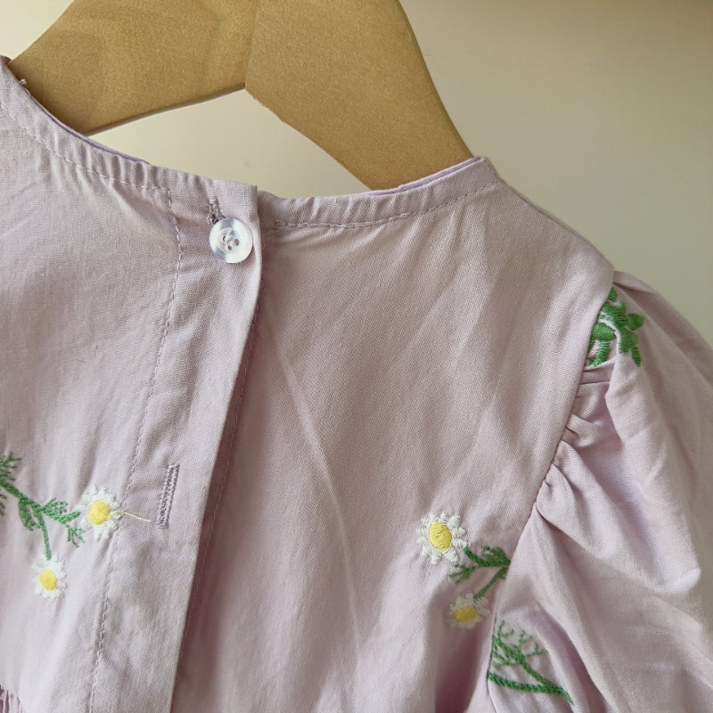 【BABY】夏新作 フラワー刺繍パフスリーブロンパースSK082312