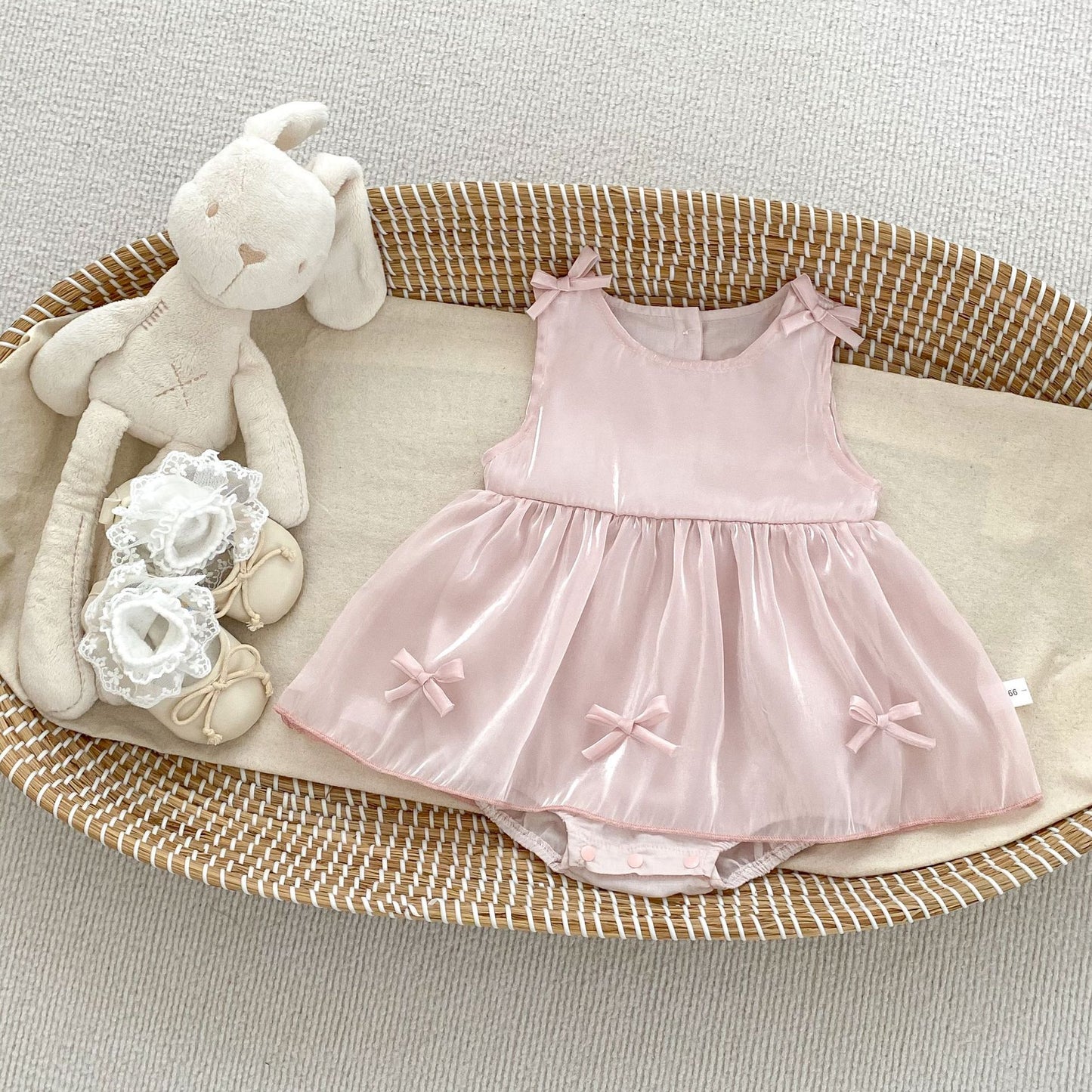 【BABY】夏新作 チューリップ、蝶結びロンパースSK062701