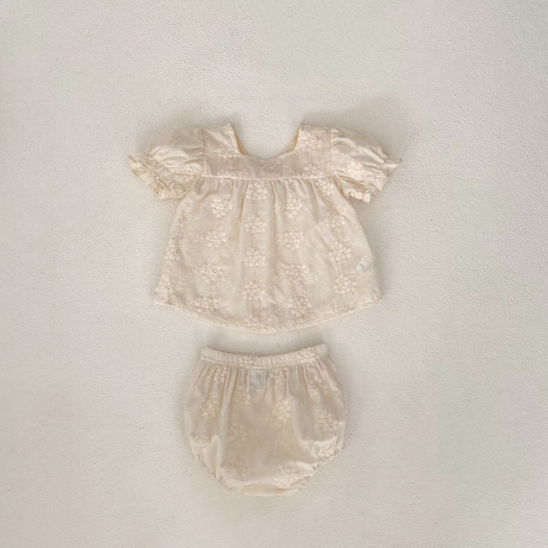 【BABY】夏新作 刺繍トップス&リボンショートパンツセットアップSK071913