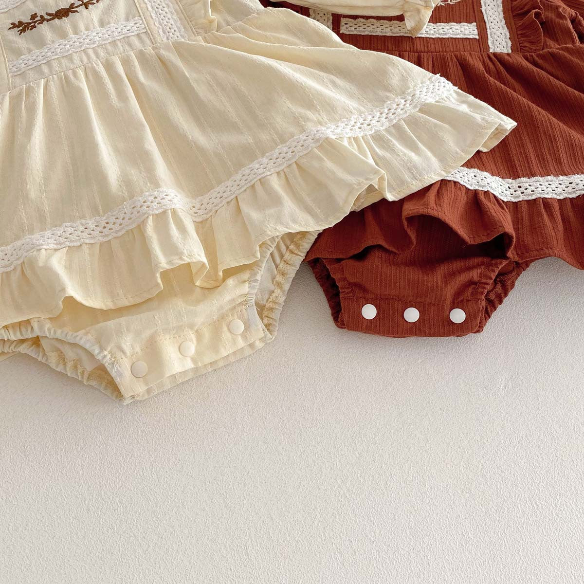 【BABY】花刺繡プリンセスロンパースSK031510