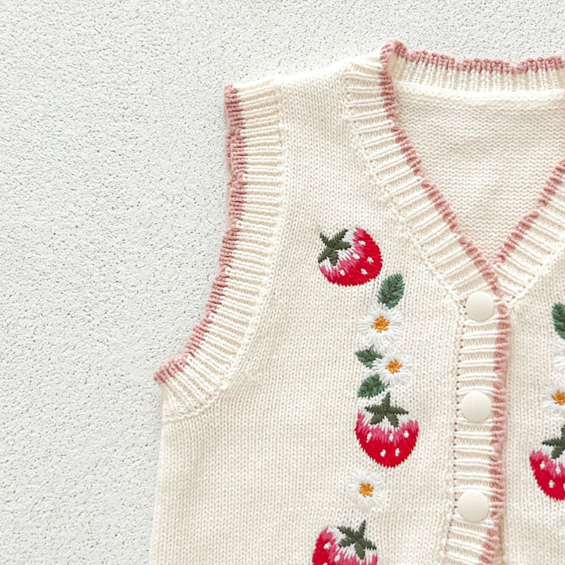 【BABY】いちご刺繍ベストSK100621