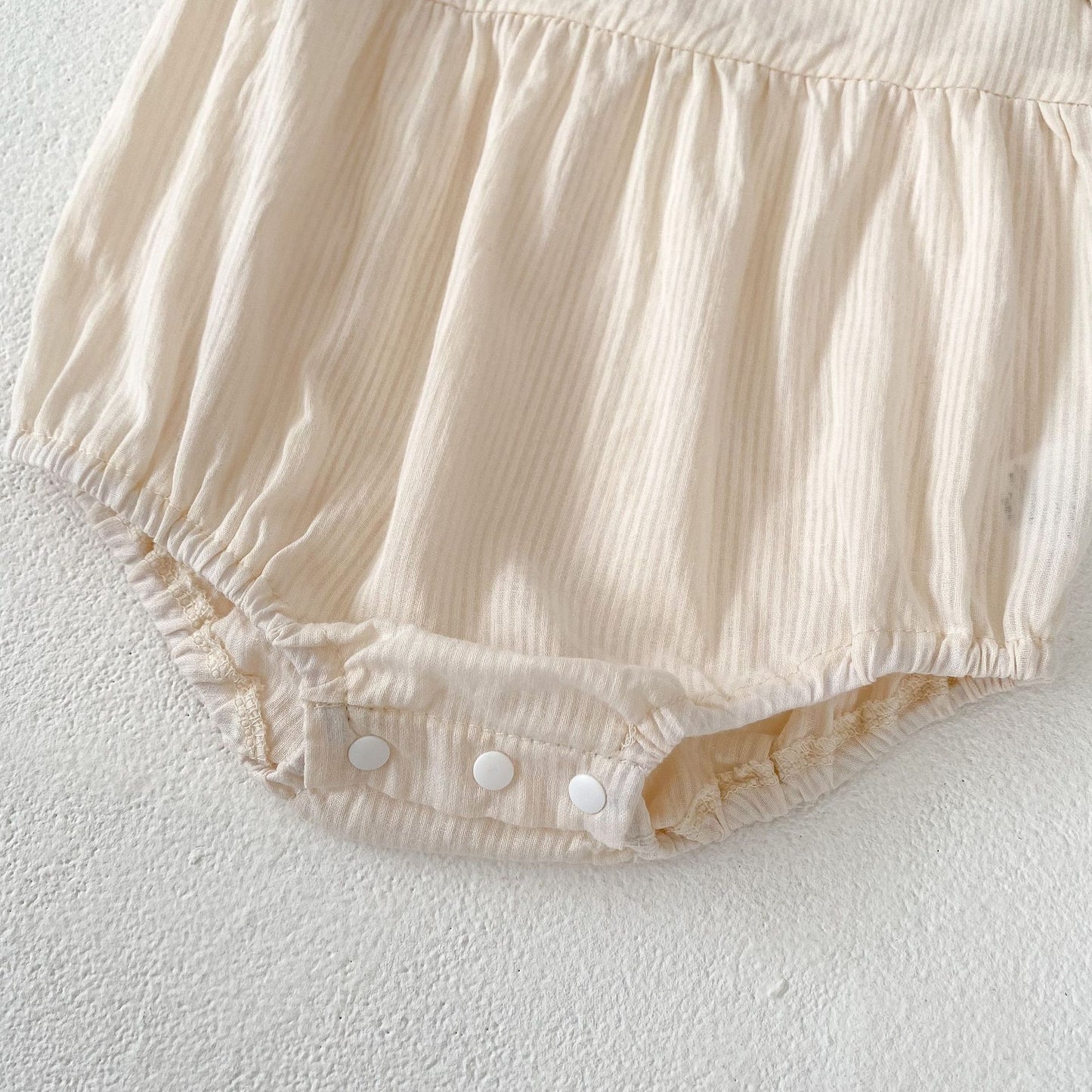 【BABY】夏新作 オールコットン刺繍花襟ロンパースSK062310