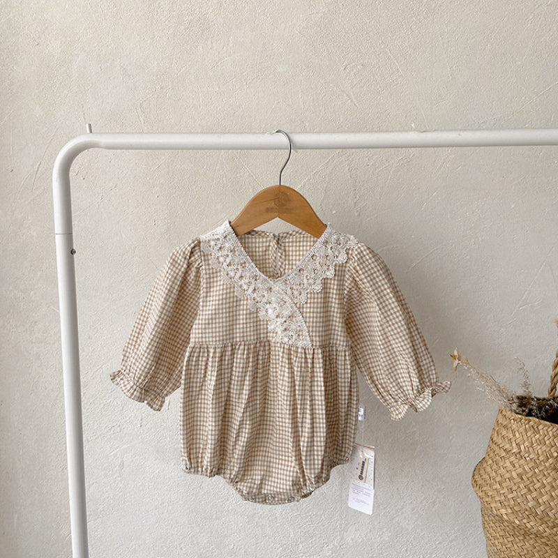 【BABY】VネックフリルチェックロンパースSK100107