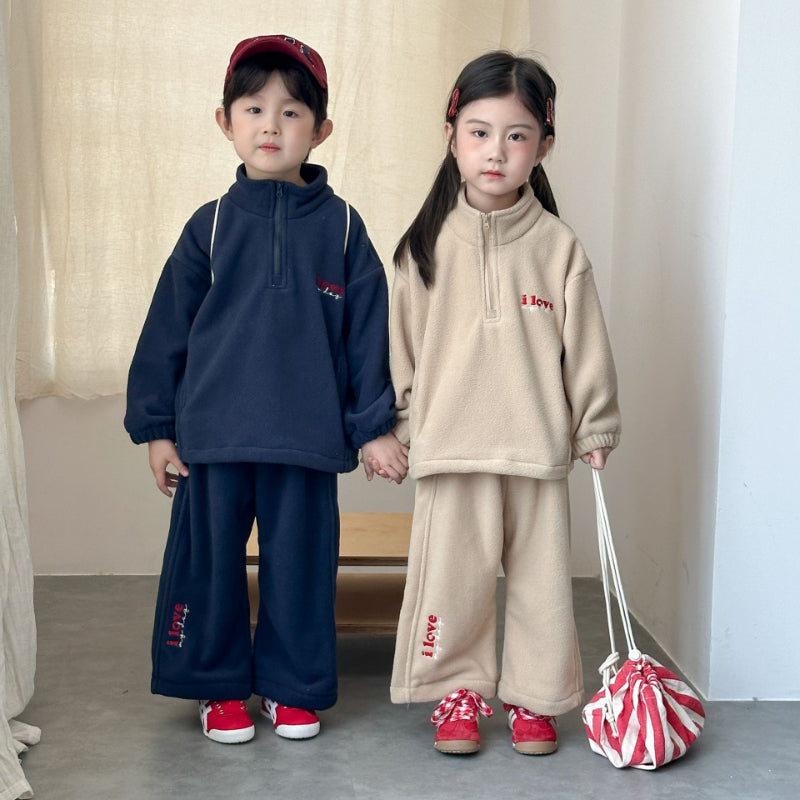 【BABY&KID】冬新作 ハイネック英字ロゴフリースセットアップSK102033