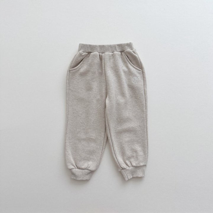 【BABY&KID】無地カジュアルセットアップSK023107