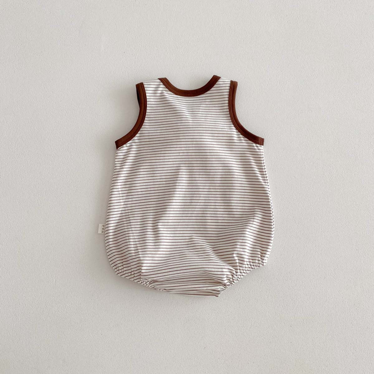 【BABY】夏新作 可愛い恐竜、ライオンボーダーロンパースSK062909