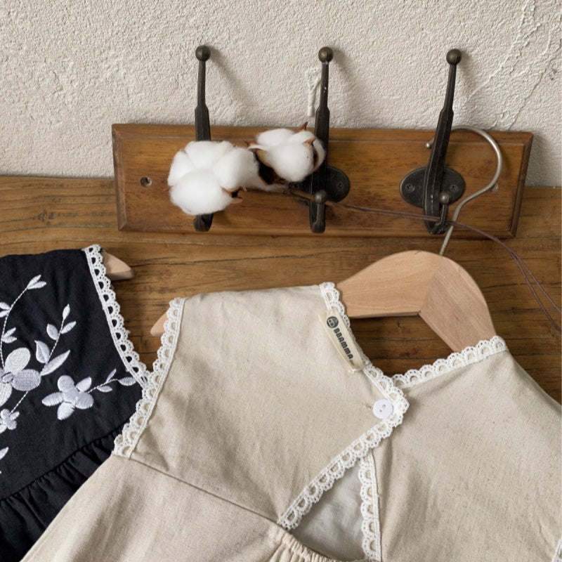 【BABY】夏新作 綿麻フラワー刺繍ロンパースSK091115